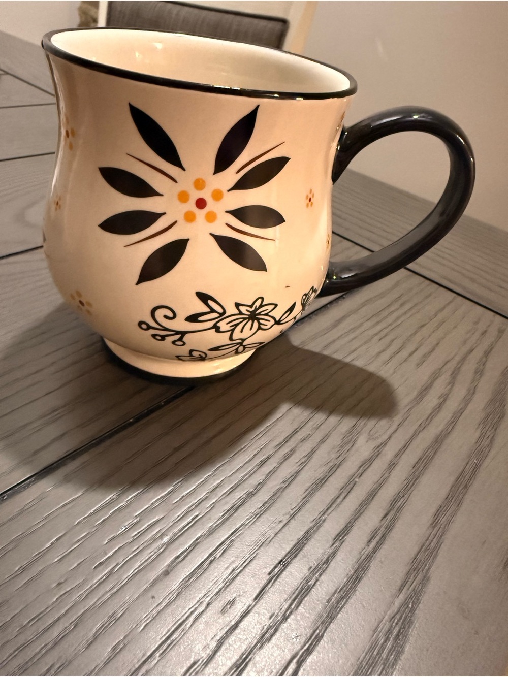 Temp-tations by Tara Old World Floral Blue Classic NEW 16 oz Mug KFI-XNG-977414